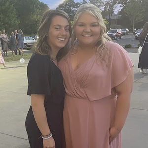 Meet your Posher, Amy